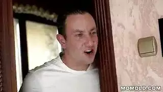 بلجيكي 19 عاما