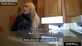 أم سويدية مغراة بالنقاد والأجهزة جماع صريح