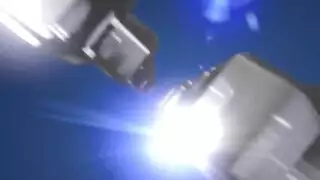 الفتيات قرنية يمارسن الجنس الجماعي في منتصف النهار ويأكلون نائب الرئيس الطازج