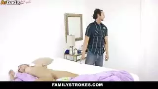 عشاق الكمال الجسم أمين المكتبة