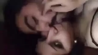 إباحية خام للزوجين العراقيين: مص عميق للحلق، شرج صعب، وقذف داخلي