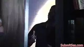 هيمنة فتاة جامعية حلق