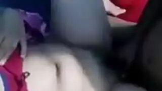 جلسة نيك مصرية جامحة: ضخ مهبلي وأنين