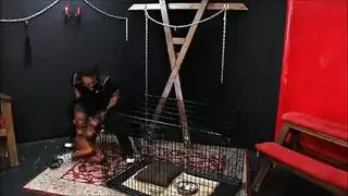 أمريكي سوط زنزانة