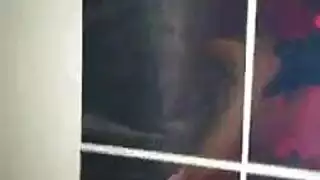 إباحي عربي: عاهرة مصرية تبتلع الحمولة بعد مصة