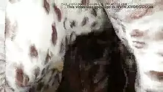 مشهد فموي إباحي: مغربية تعبد قضيبًا ضخمًا وشهيًا