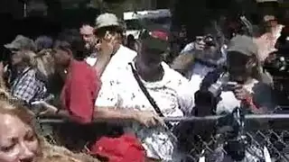 عاهرات مراهقات في مهرجان جنس صريح ثلاثي