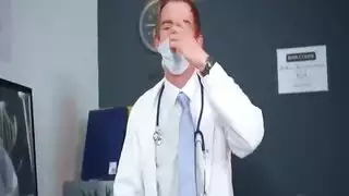 جماع جماعي على طاولة التدليك مع محترف – فيلم سكس صريح