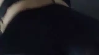 أبي غائب، وزوجة الأب المراهقة تُملأ بالسائل المنوي