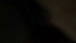 امرأة بمؤخرة ضخمة تحب الجنس الجماعي بين الأعراق في أوج صيفي