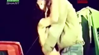 ام و الشغاله لحس وقوف لبنهم