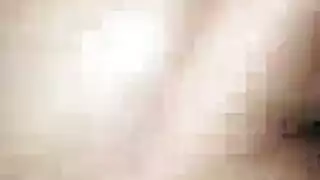 بداية عربدة: رجل سيء يفتتح فتيات جديدات