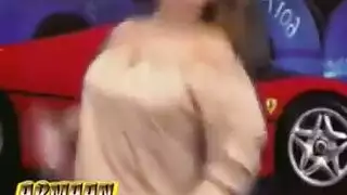 شخاخ بنات بوجه بعض