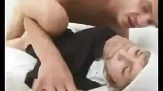 أب يغتصب بنته لأنو باله محروم