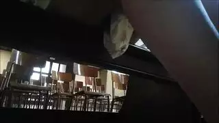 من المشروبات إلى القضبان: جنس شرجي وكس مكثف