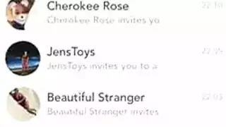 مراهقة لاتينا صغيرة تتعرض فرجها الضيق للجماع بقضيب أسود ضخم