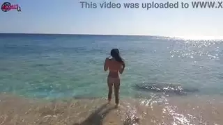 خيال جنسي تحت البحر استمناء قوي في الماء