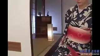 جبهة مورو يوروبابي الجميلة يأخذ من الخلف