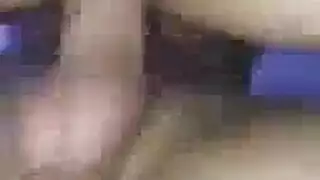 استمناء قبل الموعد: شقراء تتفجر حماساً أمام الكاميرا