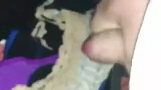 شم سراويل أمي قبل الممارسة