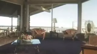 جوليا لوكس الشقراء تُدمر بالاختراق المزدوج