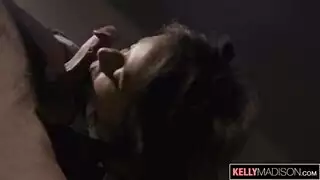 سكس ضاجع خالتك إذا أردت البقاء في المنزل