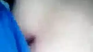 مراهقة روسية تحصل على قضيب ضخم وهزة جماع قوية