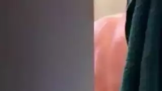 قضيب توم الصلب متحمس لعمل شرجي لأول مرة