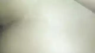 فتحة شرجها تتوق للاختراق القوي