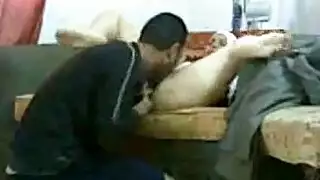 فتيات محجبات تطلق العنان لعاهرتها الداخلية في مشهد إباحي ساخن