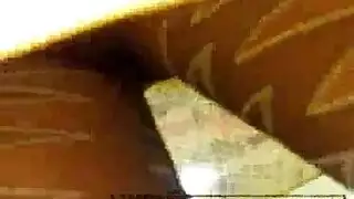 كاميرا خفية إكس إكس إكس: تصوير تحت التنورة ومطاردة المؤخرة