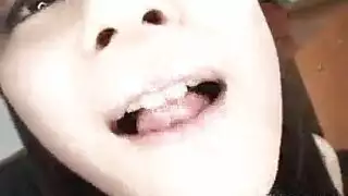 امرأة فرنسية صماء في جنس مكثف مع رجلين