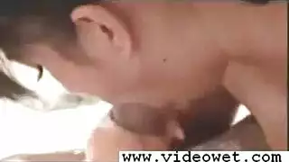 جلسة بورن سرية صورت ذاتياً بواسطة مراهقة