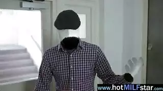 مدمنات شرج: نسوان جائعات تعبد قضبان كبيرة قاسية