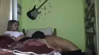 متعة الخلف: نيك شرجي قوي في فتحة صغيرة