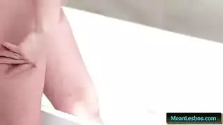 اسحاقيات في النادي الرياضه