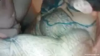 قذف داخلي ريفي للفتاة المزرعة الوحيدة
