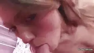 رواد عراة: جلسة سكس صريحة تقليدية