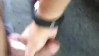 شهية مهنية: طبيبة مثيرة تأخذ مريضتها إلى عالم الجنس العنيف