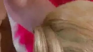 فتاة عاهرة تقفز إلى سيارة مع غريب من أجل متعة إكس إكس إكس