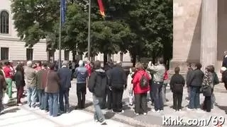 شاب طري مدمن على الجنس والمص المجاني