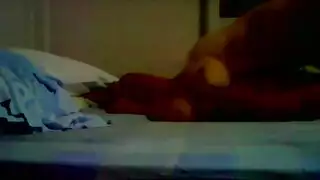 مشهد إباحي: أميرة عربية تمارس الجنس المزدوج