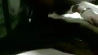 فحص حلق عميق مع محترفة طبية سورية