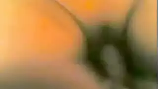 أنجي الشهوانية تتعرض لاختراق مزدوج في مشهد جماعي جامح