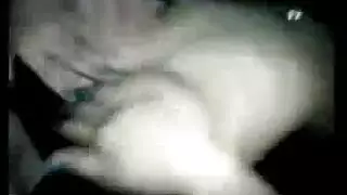 نمط حيواني صريح مع فتيات تويتر