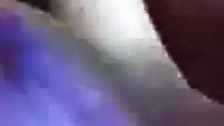 ناضجة وقحة تستمتع بنهاية لزجة على وجهها